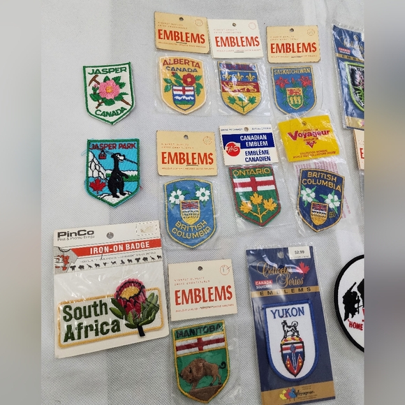 Set of 40 canada provinces and other emblems / patches - Picture 3 of 5